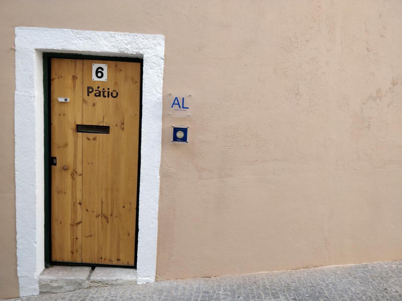 Vandrerhjem Patio Da Mouraria *